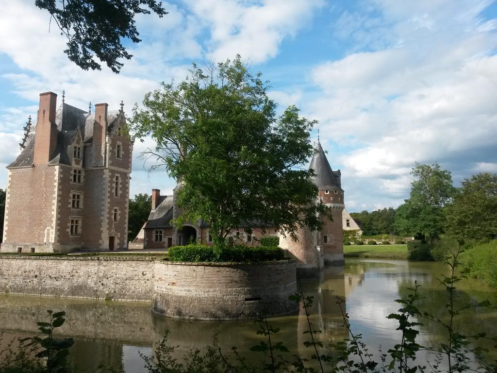 Chateau Du Breuil Шеверни Екстериор снимка